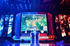 LCK季后赛：DK战队力克强敌迎战T1，ShowMaker率队争夺世界赛门票